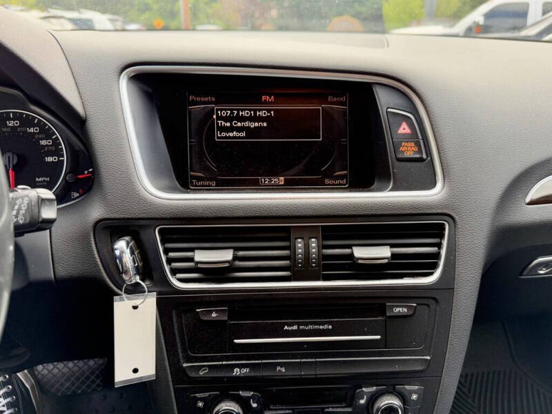 2012 Audi Q5 3.2 quattro Prestige