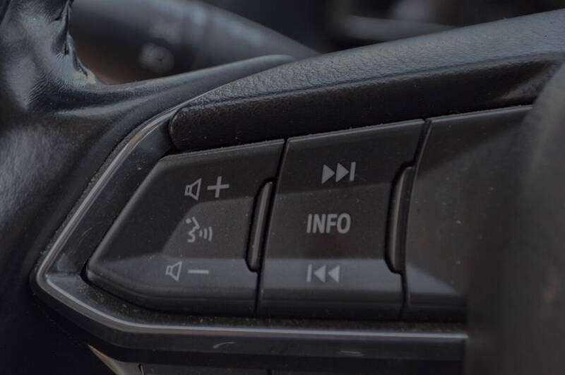 2018 Mazda MAZDA3 Touring