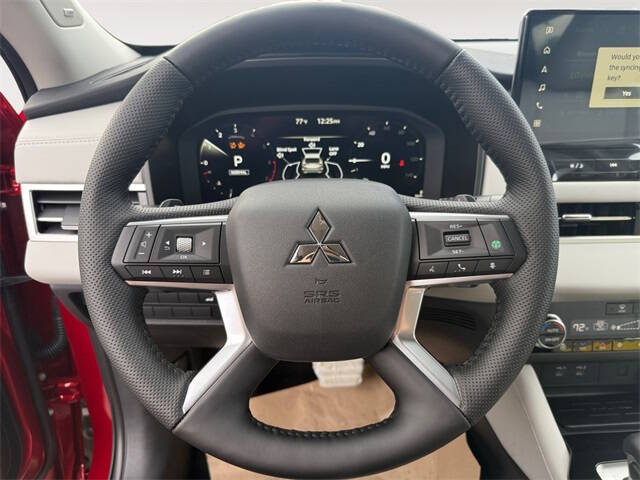 2025 Mitsubishi Outlander SEL