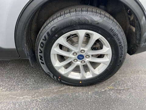 2022 Ford Escape SE
