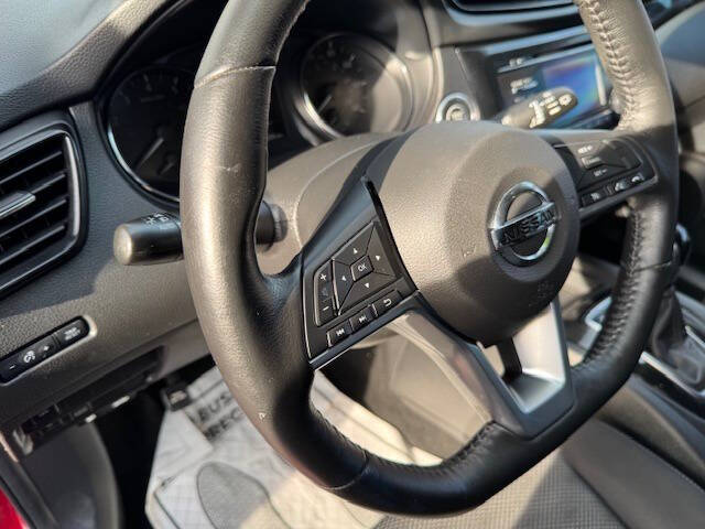 2017 Nissan Rogue Sport SV