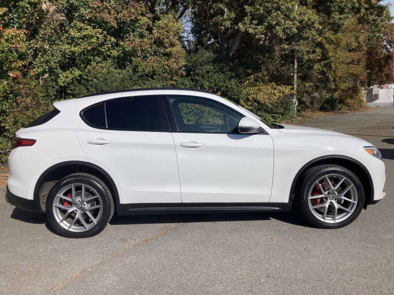 2018 Alfa Romeo Stelvio Ti Sport
