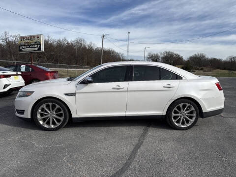 2017 Ford Taurus Limited