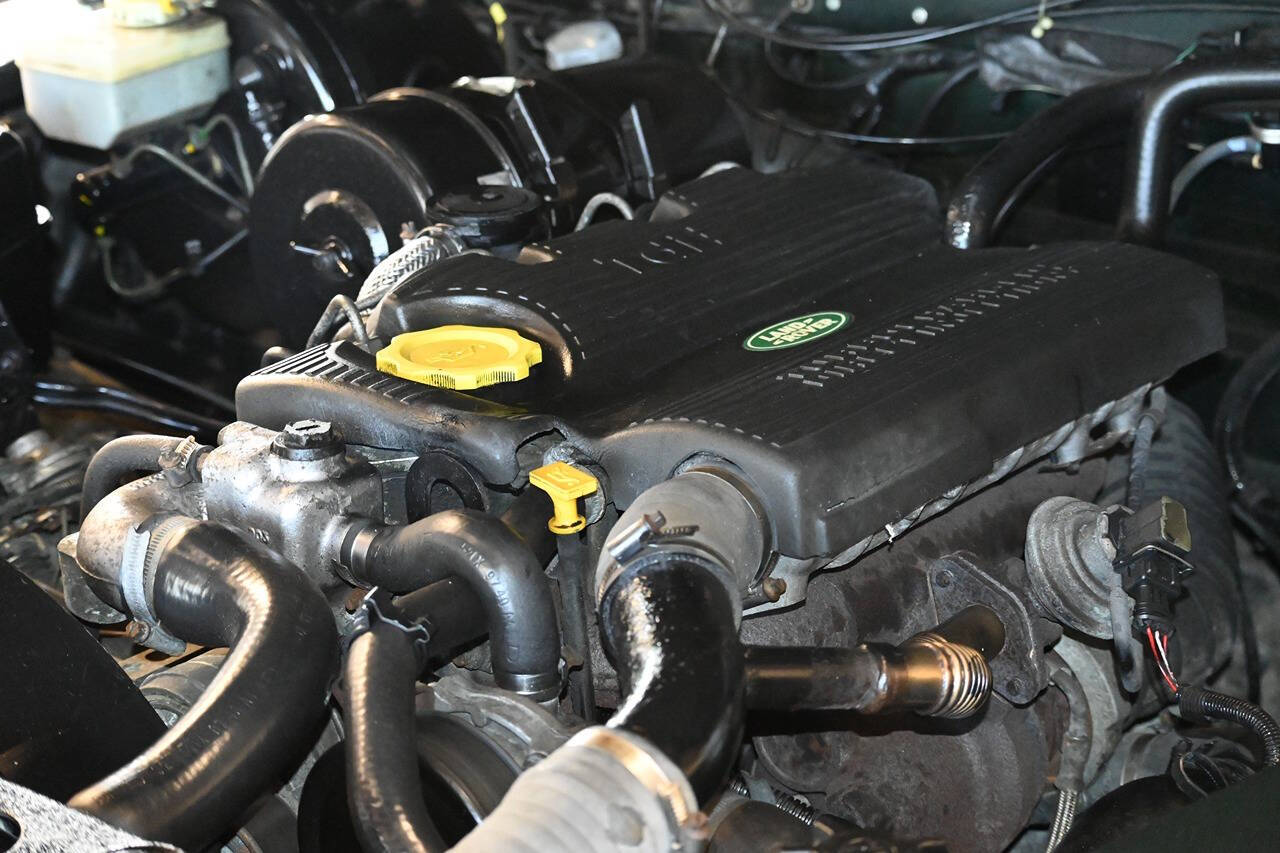 1998 Land Rover Defender 26