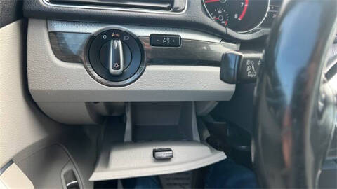 2017 Volkswagen Passat 1.8T SE