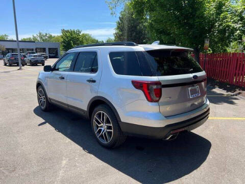 2017 Ford Explorer Sport
