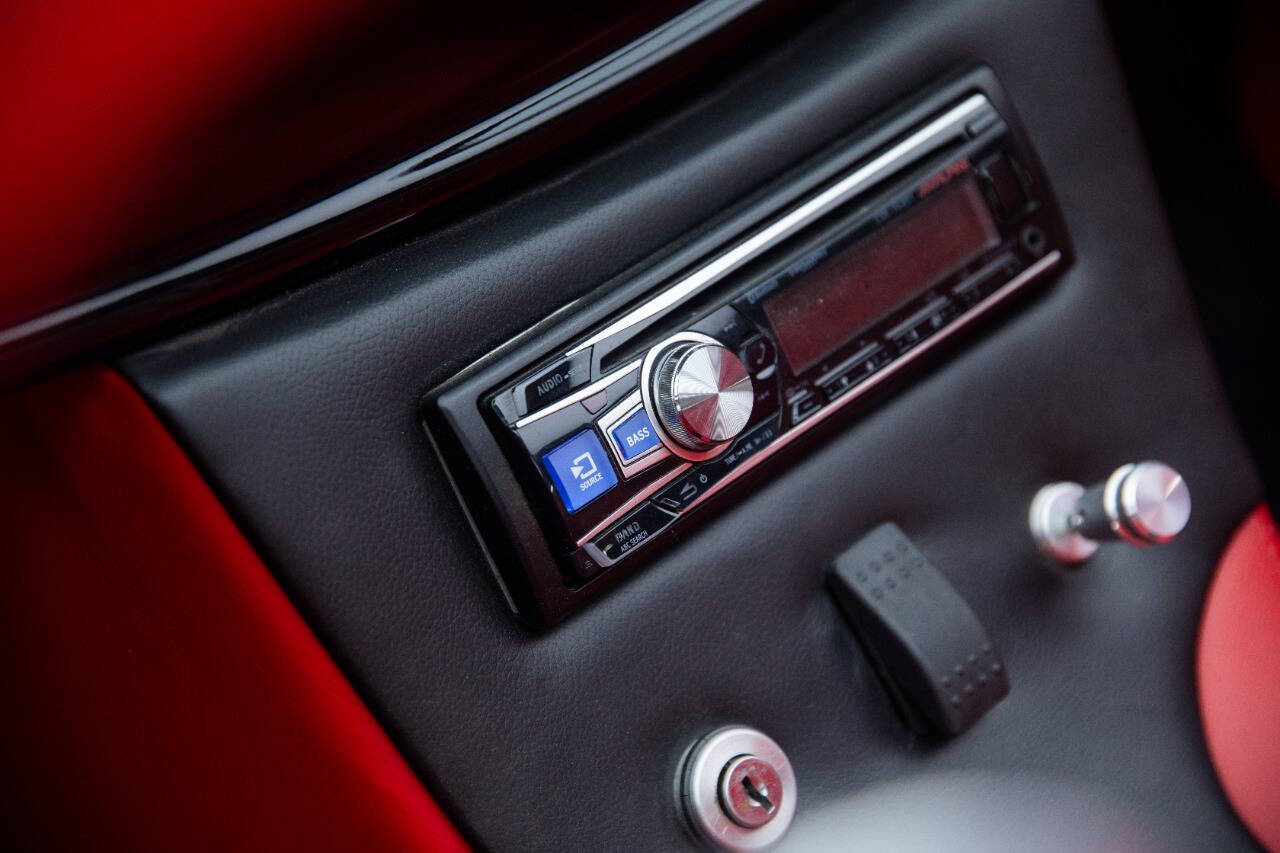 1933 Ford Model 40 58