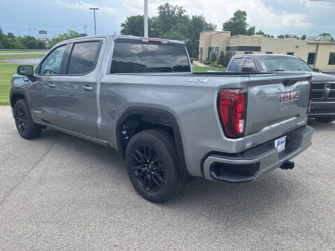 2026 GMC Sierra 1500 Elevation Standard