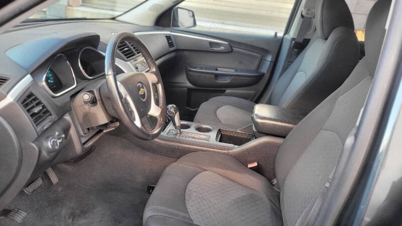 2011 Chevrolet Traverse LT