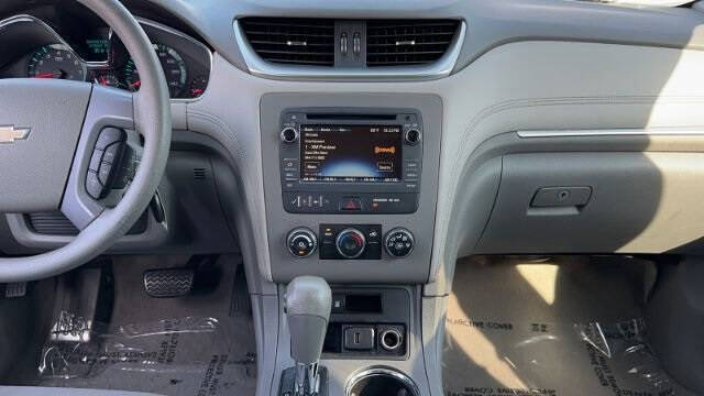 2017 Chevrolet Traverse LS