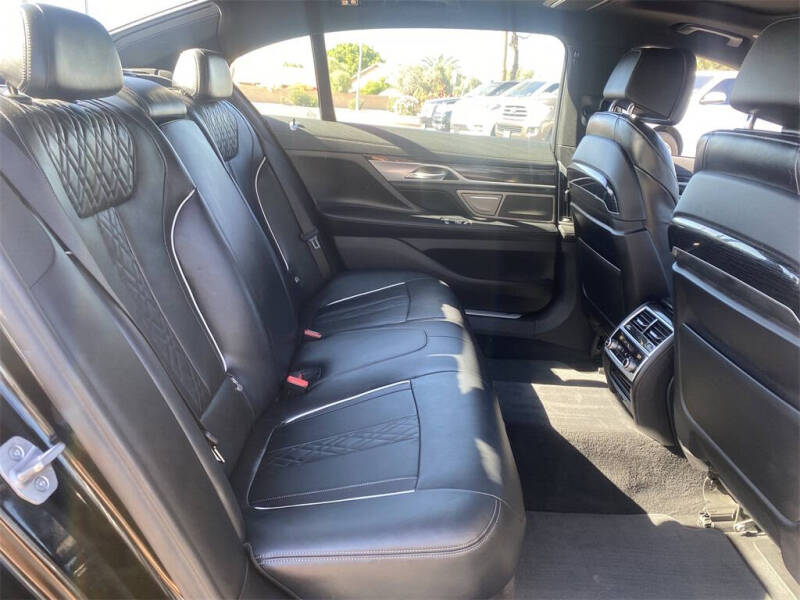 2022 BMW 7 Series 750i xDrive