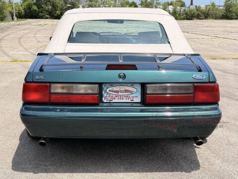 1990 Ford Mustang