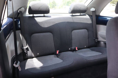 2003 Volkswagen New Beetle GL