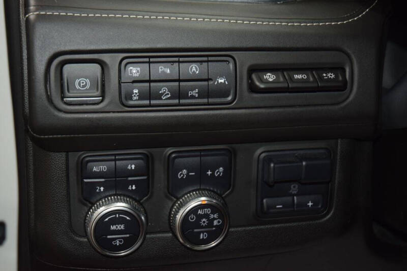 2024 GMC Yukon Denali Ultimate