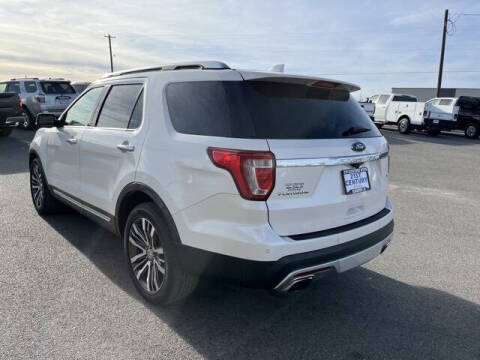 2017 Ford Explorer Platinum