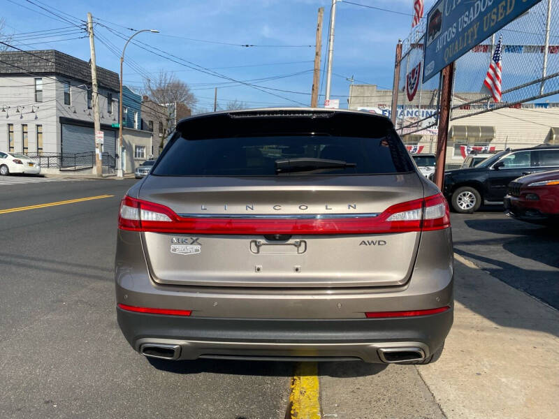 2018 Lincoln MKX null photo 7