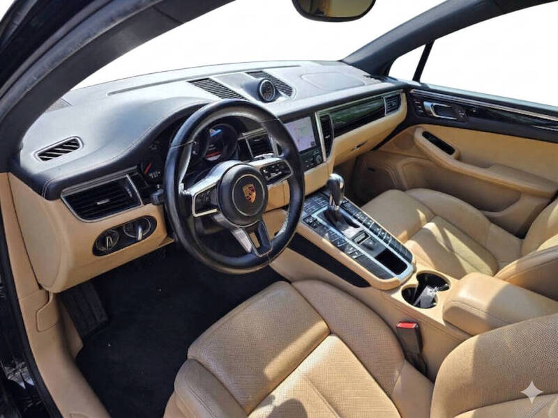 2017 Porsche Macan