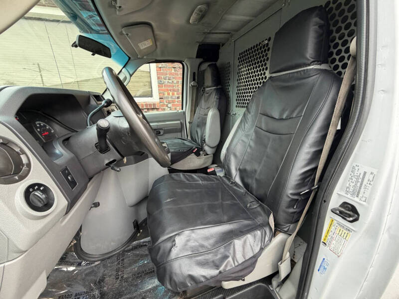 2013 Ford E-Series E-150