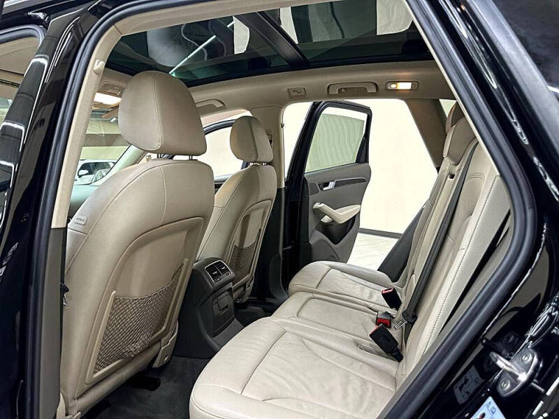 2012 Audi Q5 3.2 quattro Premium Plus