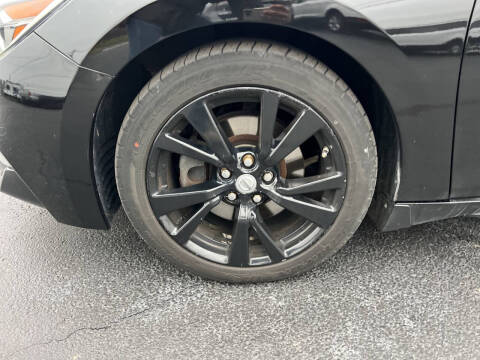 2016 Nissan Maxima Platinum