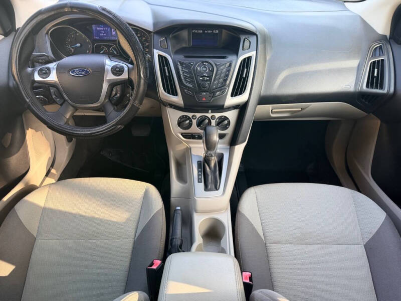 2013 Ford Focus SE