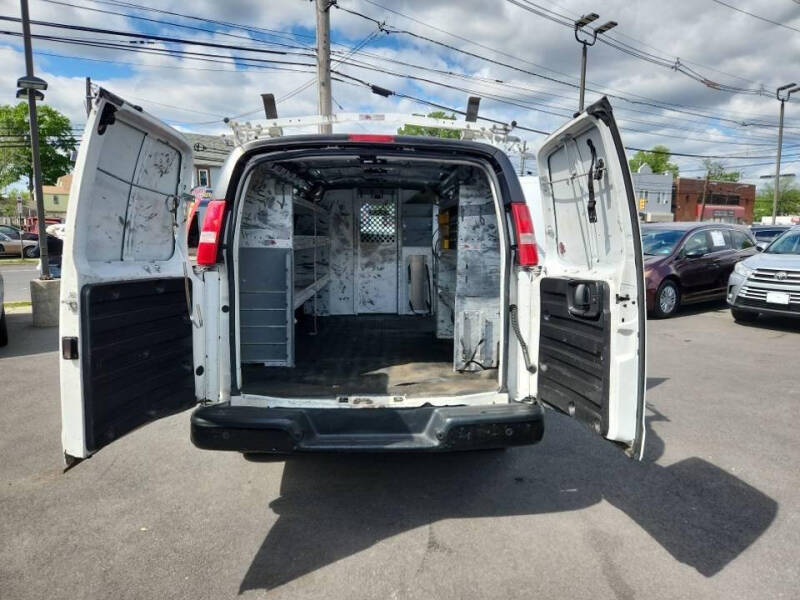2019 Chevrolet Express 2500