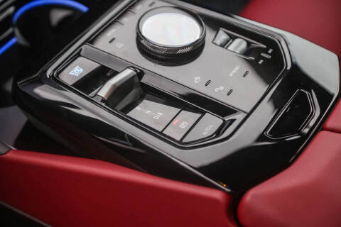 2025 BMW i5 eDrive40