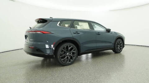 2025 Toyota Crown Signia Limited