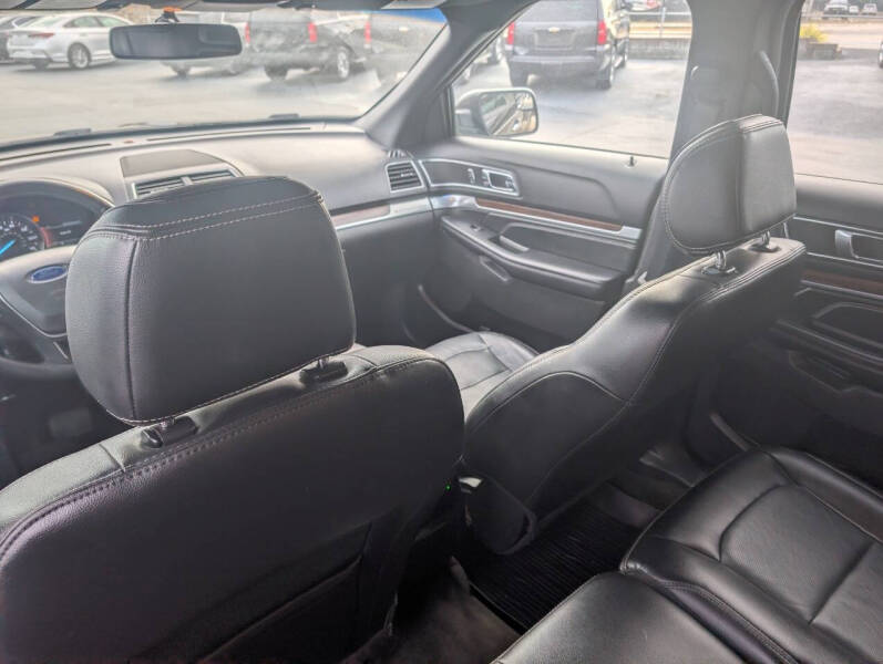 2017 Ford Explorer Limited