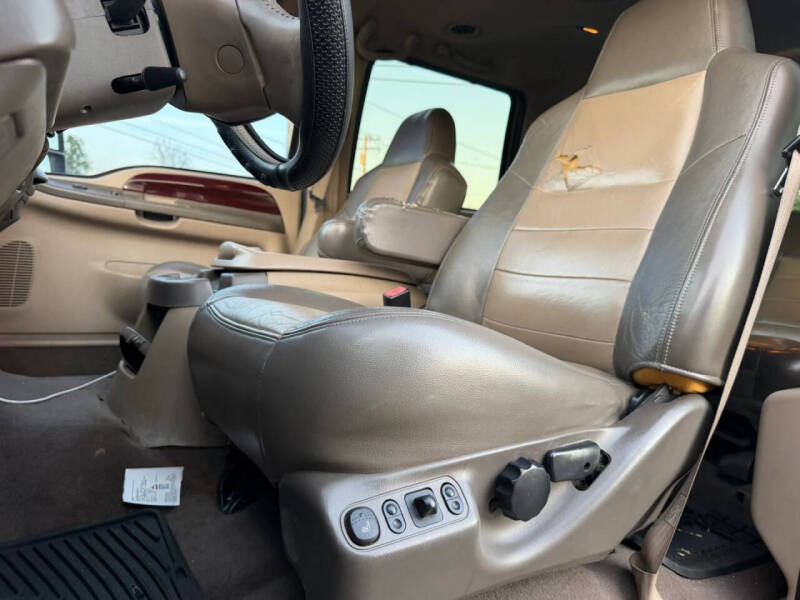 2003 Ford Excursion Eddie Bauer