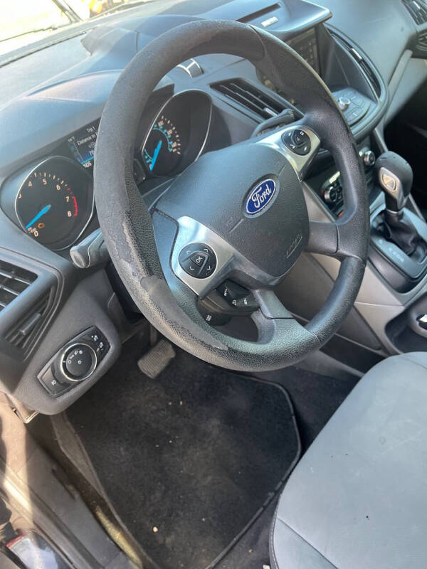 2015 Ford Escape SE