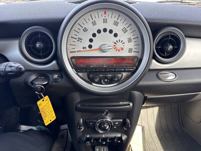 2014 MINI Clubman Cooper