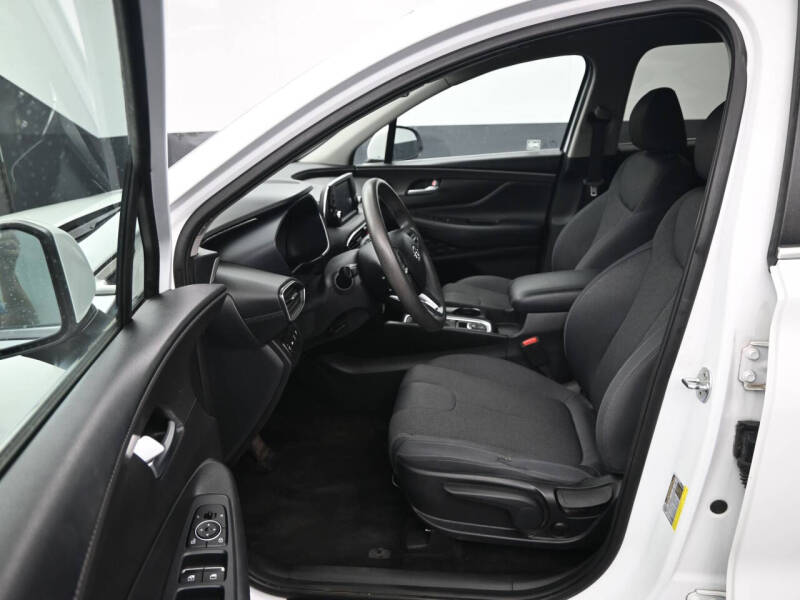 2020 Hyundai Santa Fe SE