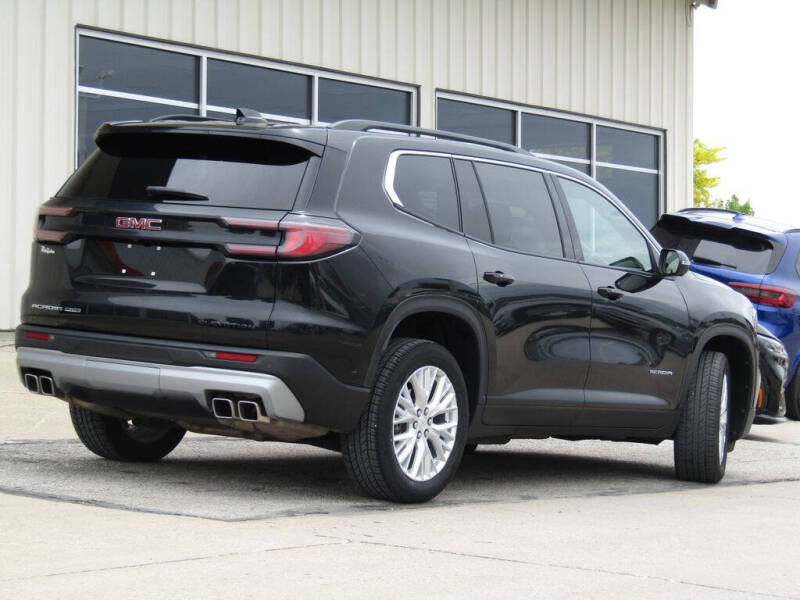 2024 GMC Acadia Elevation