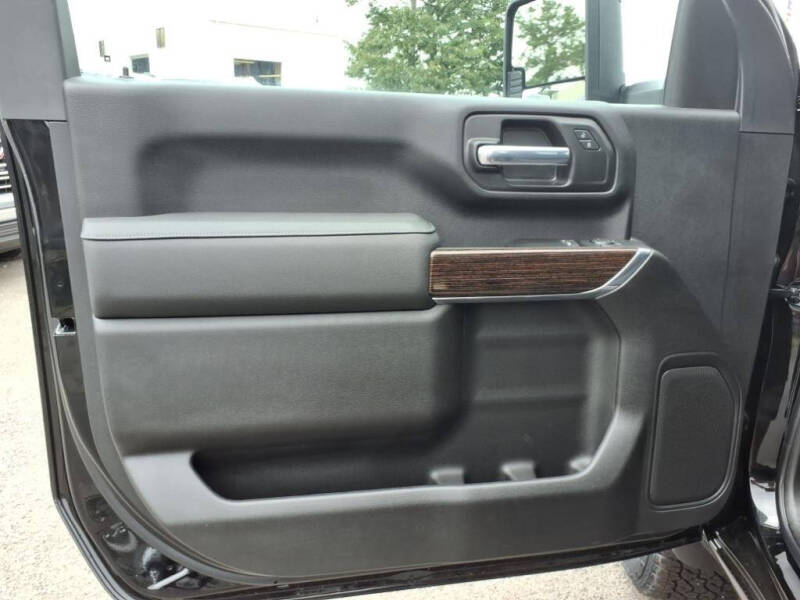 2025 GMC Sierra 2500HD SLE