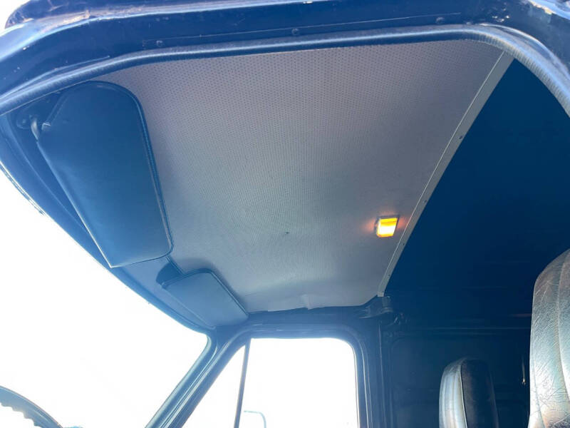 1978 GMC VAN DURA 35