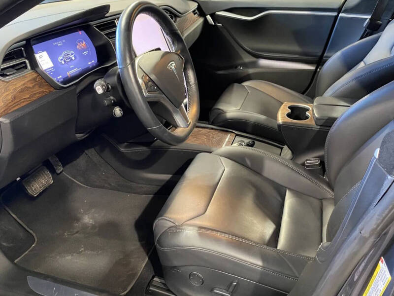 2017 Tesla Model S 75D