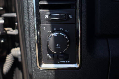 2016 RAM 1500 Sport