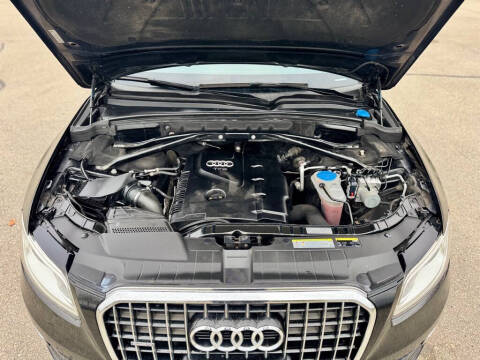 2015 Audi Q5 2.0T quattro Premium Plus
