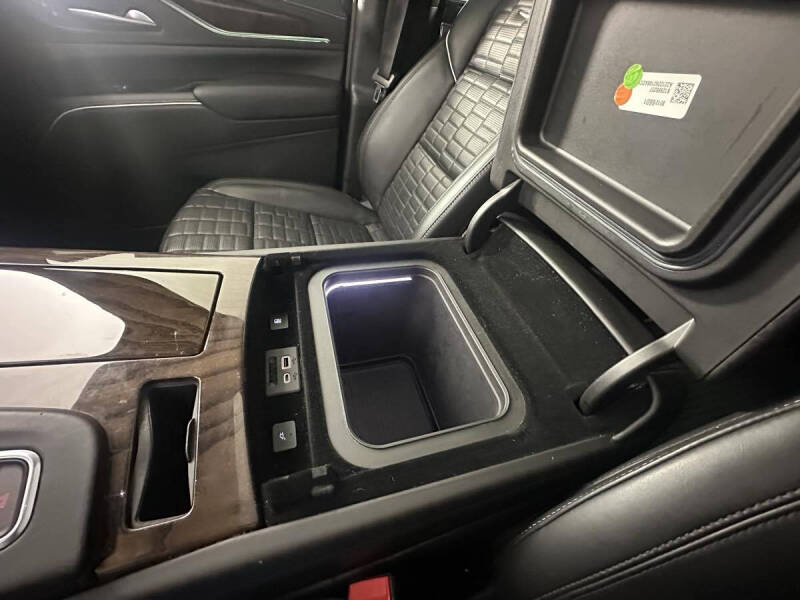 2021 Cadillac Escalade Sport Platinum