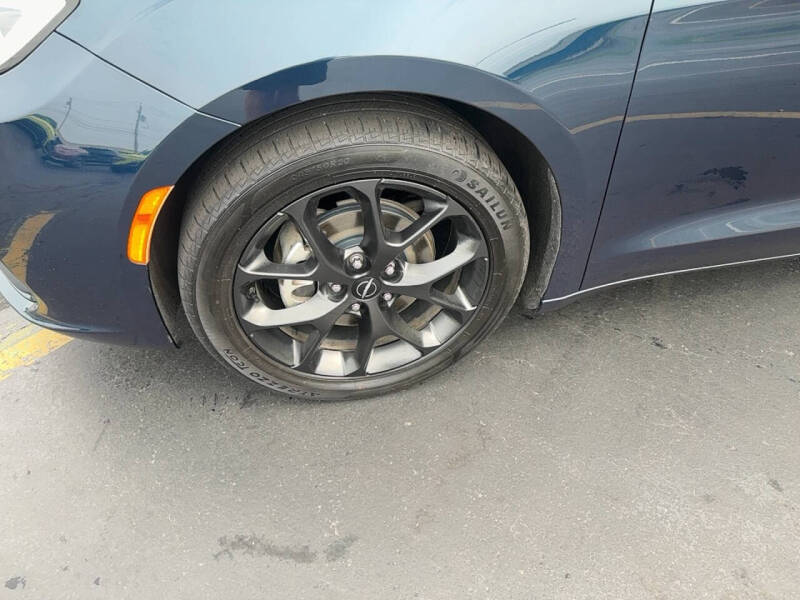 2025 Chrysler Pacifica Limited
