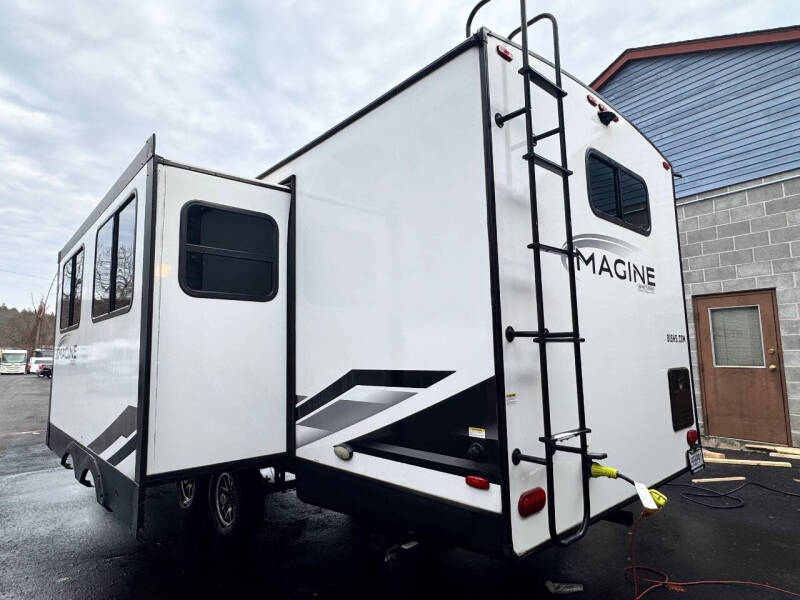 2024 Grand Design RV Imagine