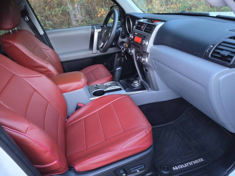 2013 Toyota 4Runner SR5