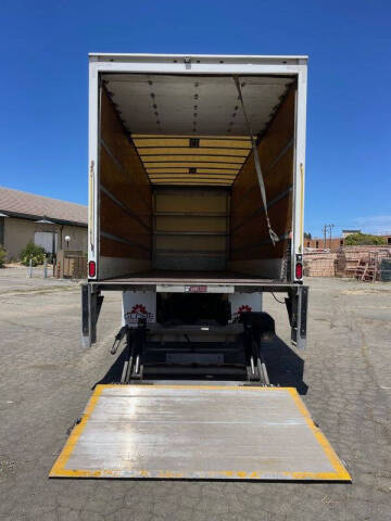 2020 Hino 268