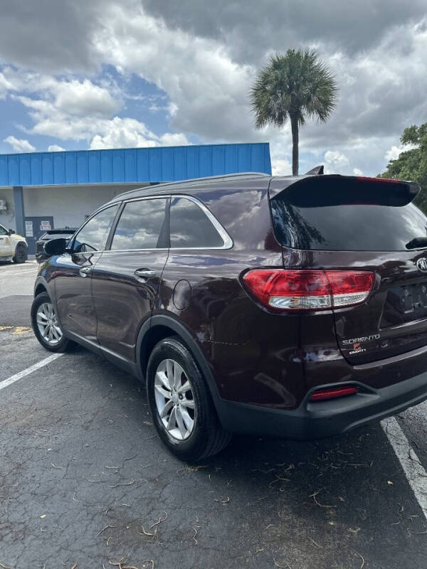 2016 Kia Sorento LX