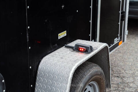 2017 Interstate 1AXLE