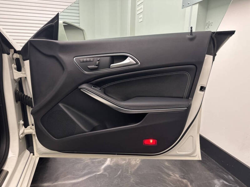 2014 Mercedes-Benz CLA CLA 250