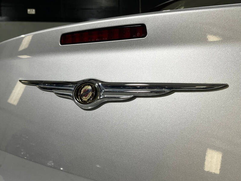 2009 Chrysler 300 SRT-8