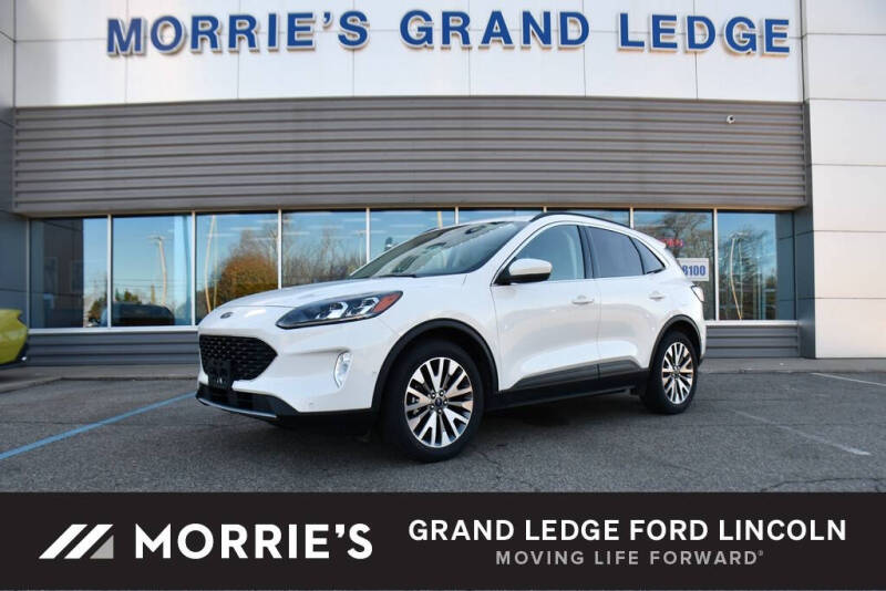 2021 Ford Escape Hybrid Titanium