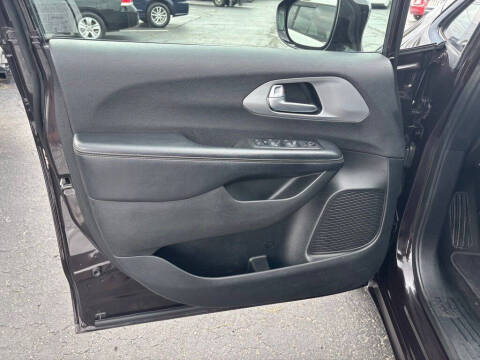 2018 Chrysler Pacifica Touring L